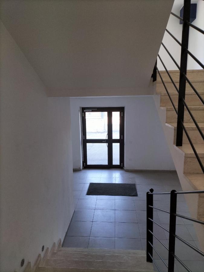 Twin House Daire Tito Dış mekan fotoğraf